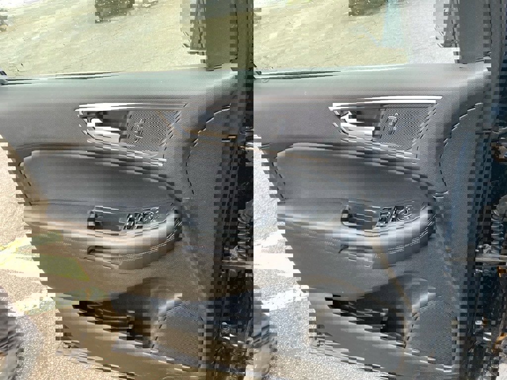 Used 2024 Ford Edge SEL w/ Convenience Package image 20