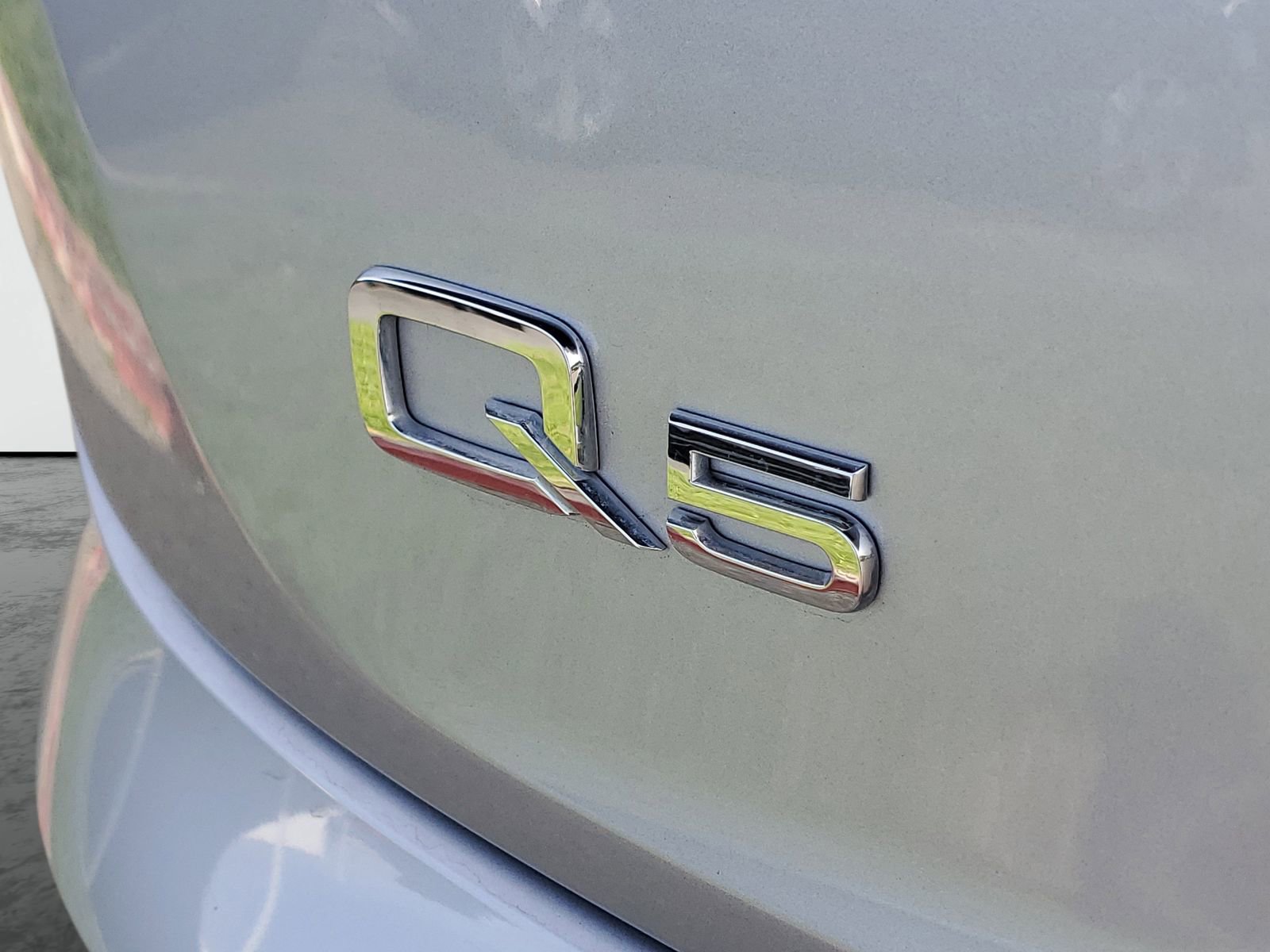 Used 2023 Audi Q5 2.0T Premium w/ Convenience Package image 7