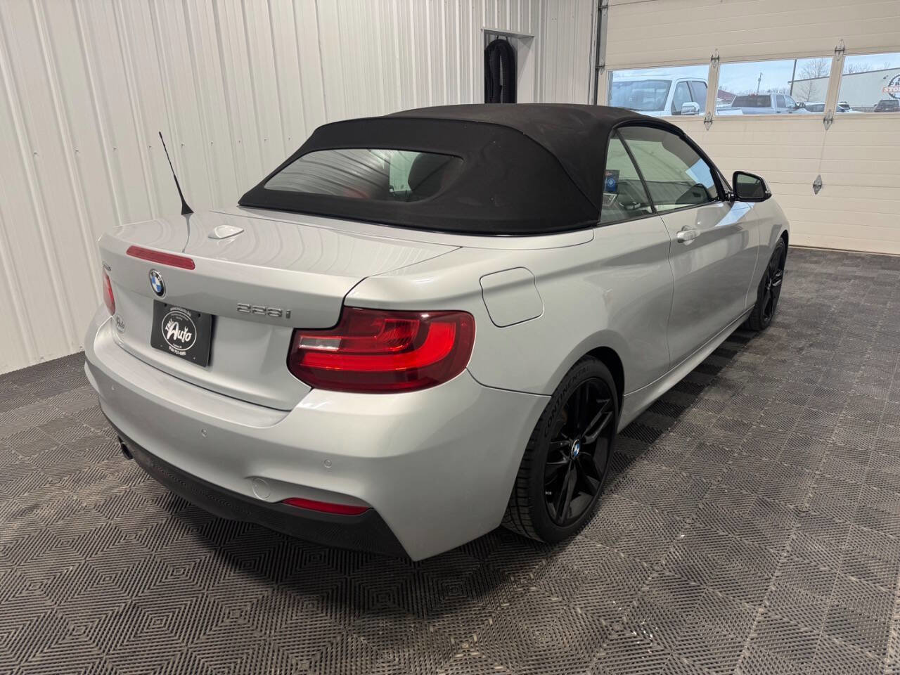 Used 2016 BMW 228i xDrive Convertible AWD/4WD image 3