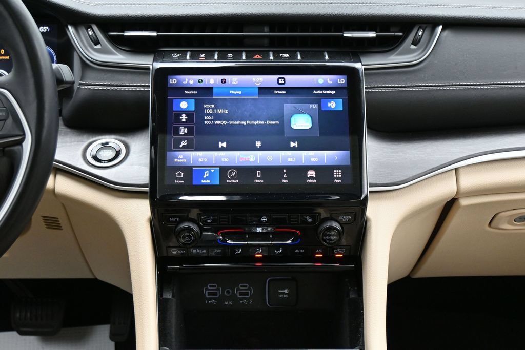 Used 2021 Jeep Grand Cherokee L Limited w/ Trailer Tow Group (B) AWD/4WD image 19