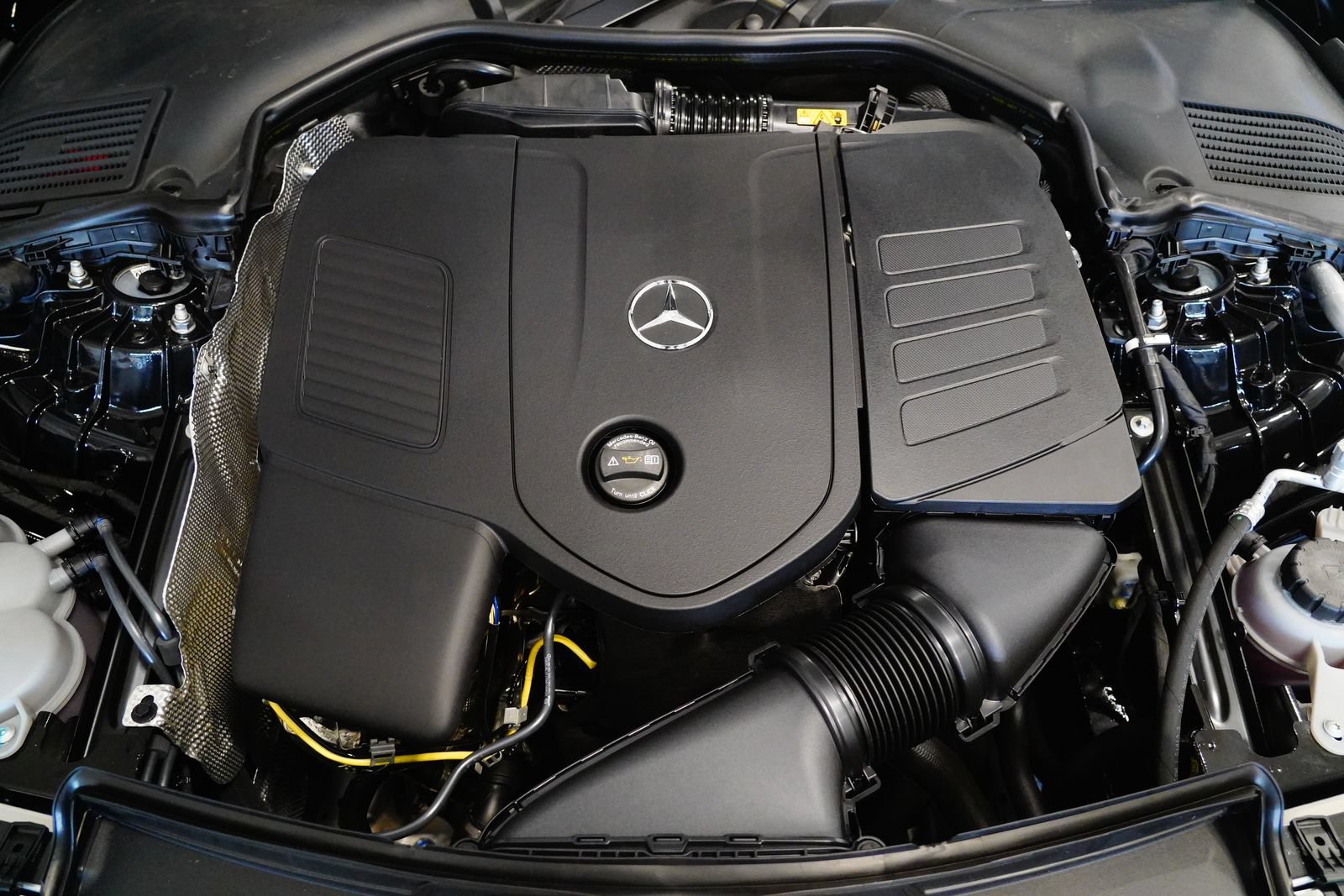 New 2026 Mercedes-Benz C 300 4MATIC Sedan image 31