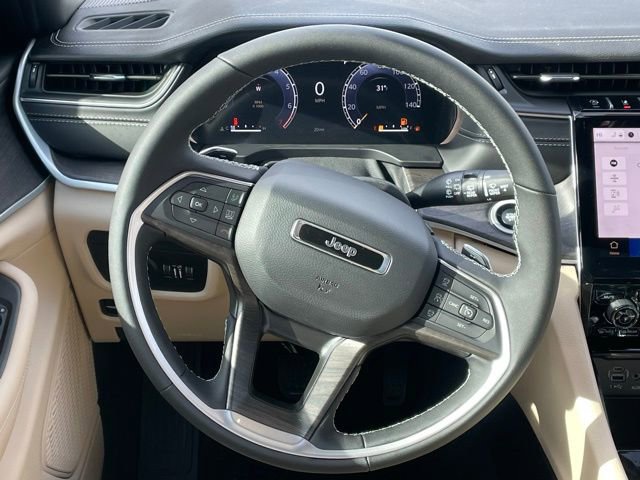 New 2025 Jeep Grand Cherokee Limited image 40