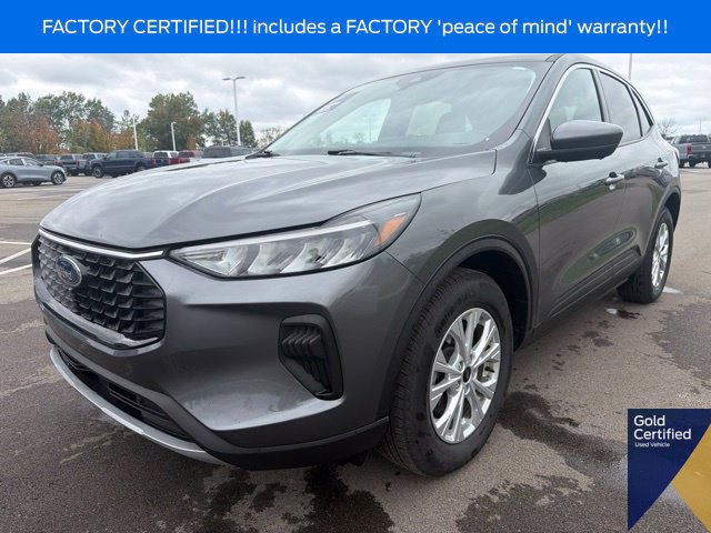 Used 2023 Ford Escape Active w/ Tech Pack #2 AWD/4WD image 2