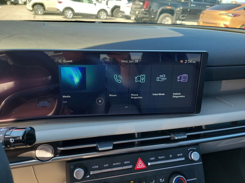 Used 2025 Hyundai Tucson SE image 27