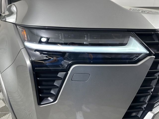 Used 2024 Lexus GX 550 w/ Cold Area Package image 4