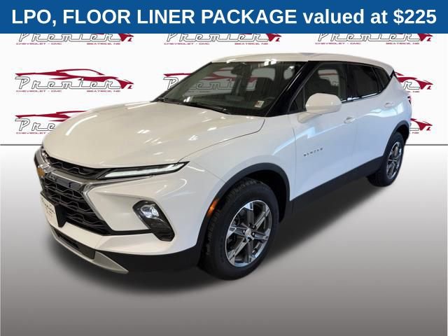 Used 2024 Chevrolet Blazer LT w/ Driver Confidence Package image 4