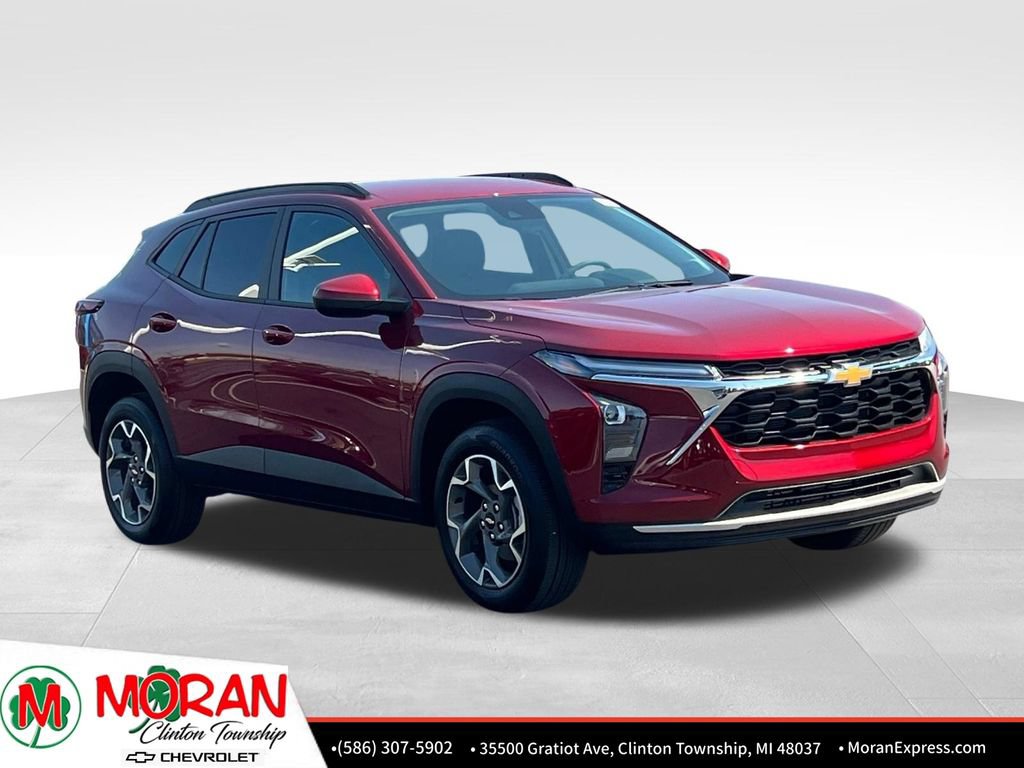 Certified 2024 Chevrolet Trax LT w/ LT Convenience Package FWD image 8