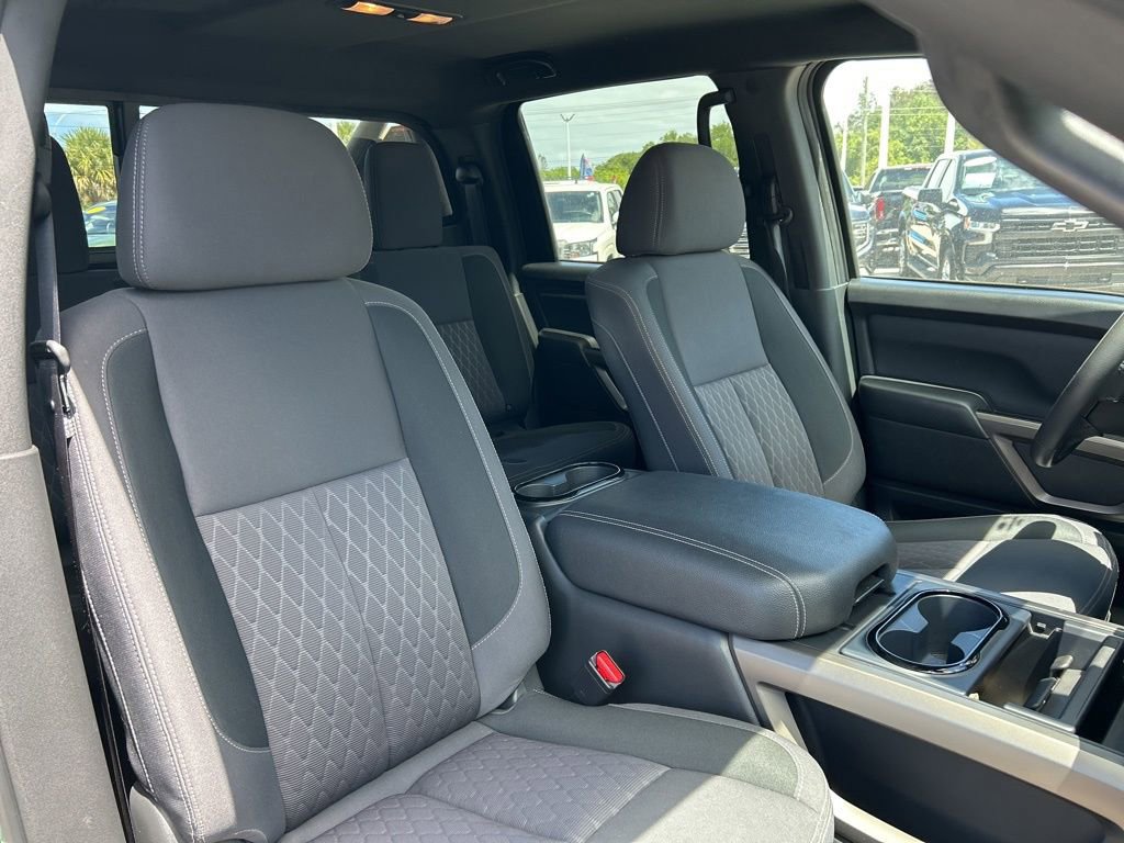Certified 2024 Nissan Titan SV w/ SV Bronze Edition Package image 43