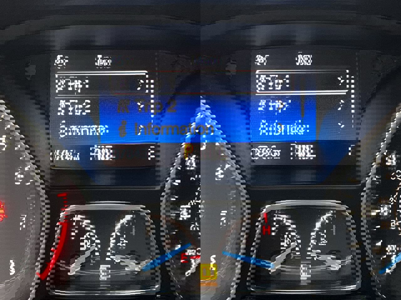 Used 2015 Ford Focus SE w/ SE Cold Weather Package image 13