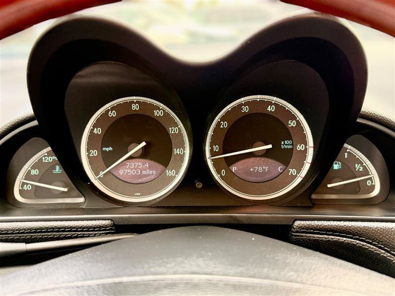 Used 2005 Mercedes-Benz SL 500 image 24