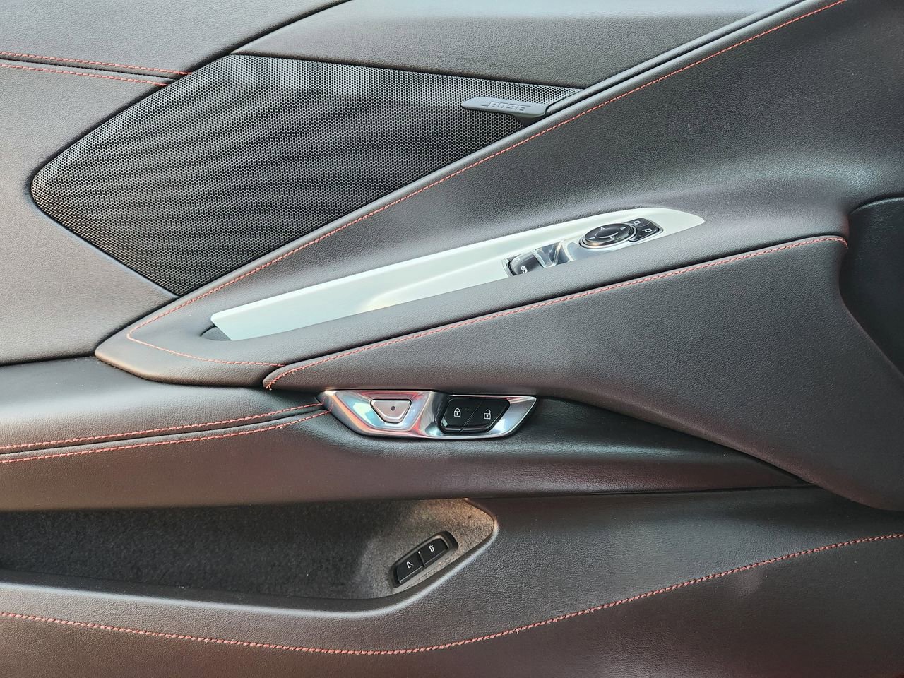 Used 2025 Chevrolet Corvette E-Ray image 24