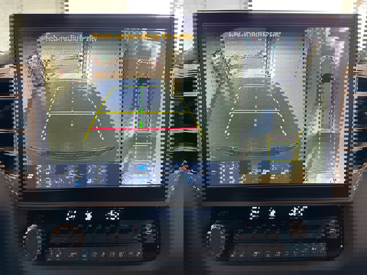 Used 2025 Toyota Tundra Limited image 25