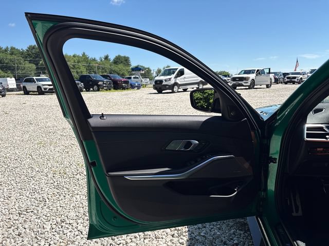 Used 2026 BMW M3 Competition AWD/4WD image 22