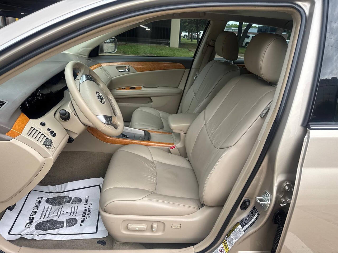 Used 2006 Toyota Avalon XLS FWD image 15