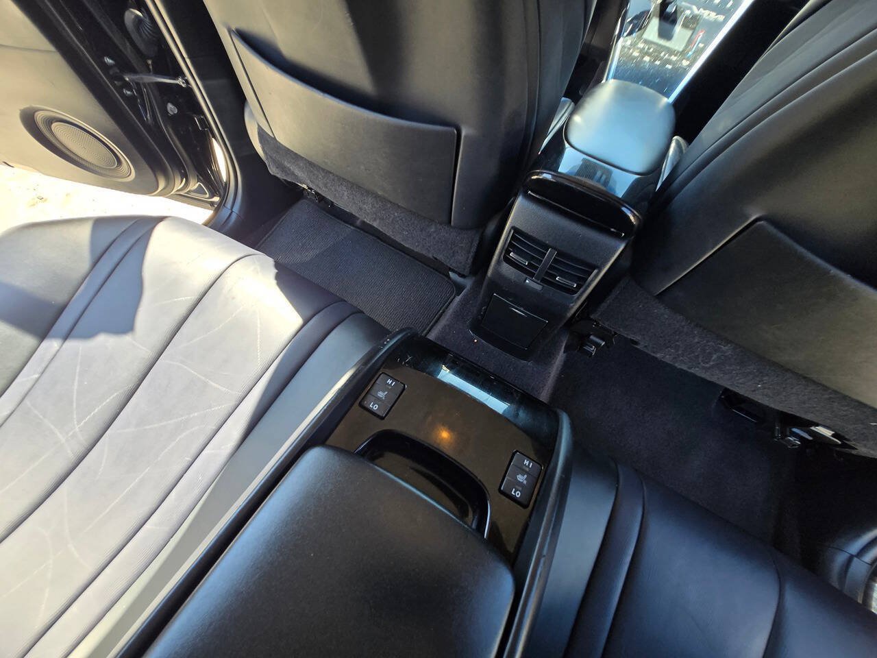 Used 2018 Toyota Mirai FWD image 32
