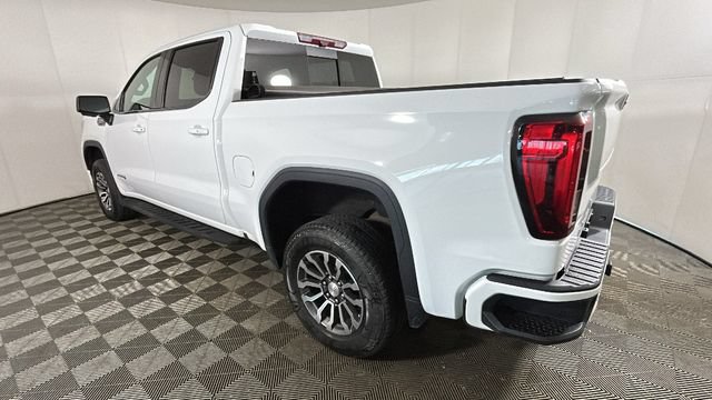 Used 2022 GMC Sierra 1500 AT4 w/ AT4 Premium Package AWD/4WD image 5