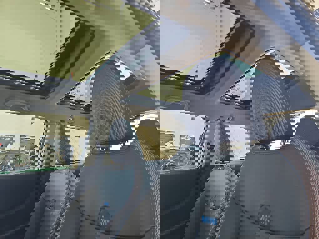 Certified 2025 MINI Cooper S image 14