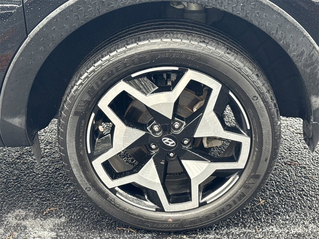 Used 2022 Hyundai Santa Cruz Limited image 19