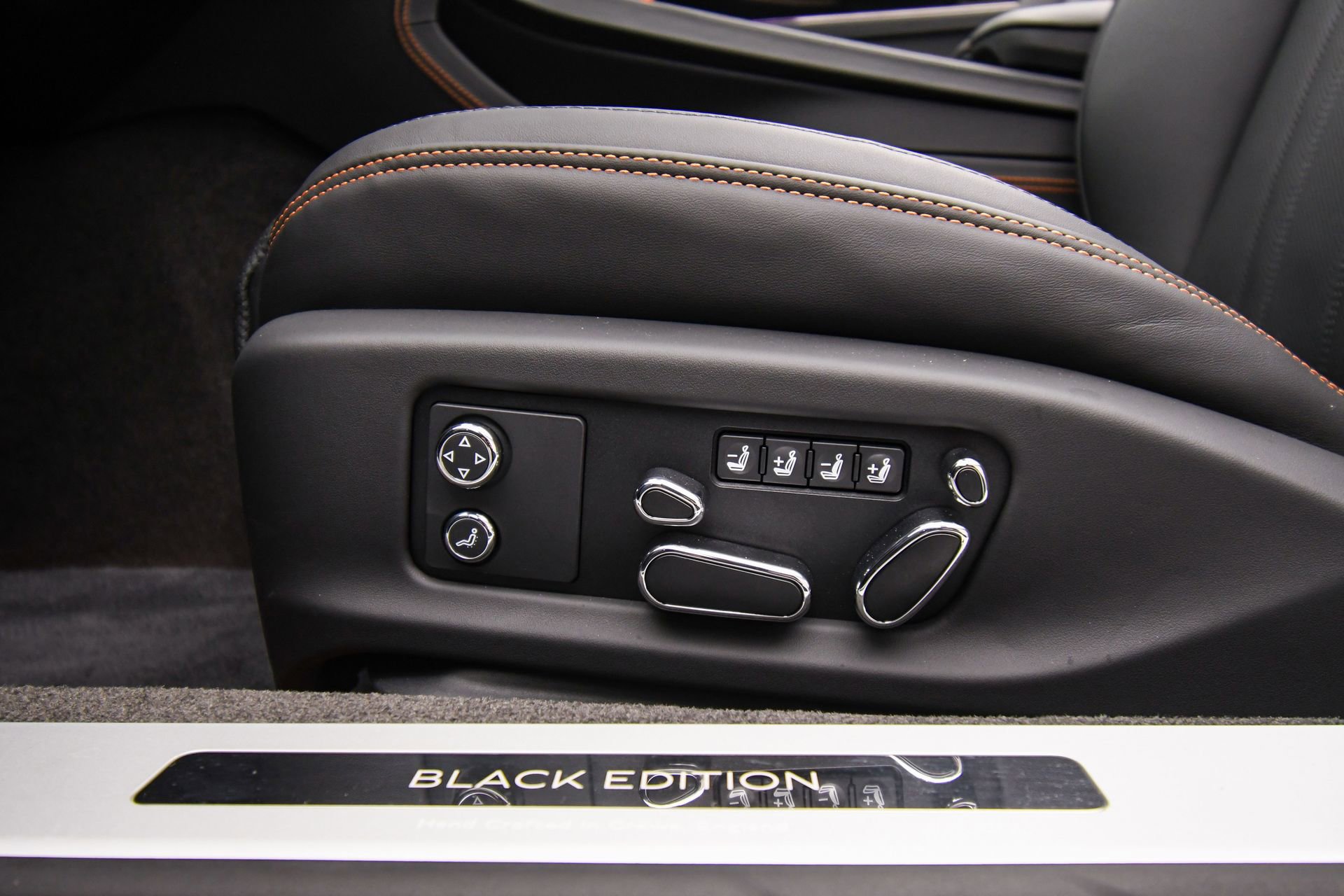 New 2025 Bentley Continental GTC image 39