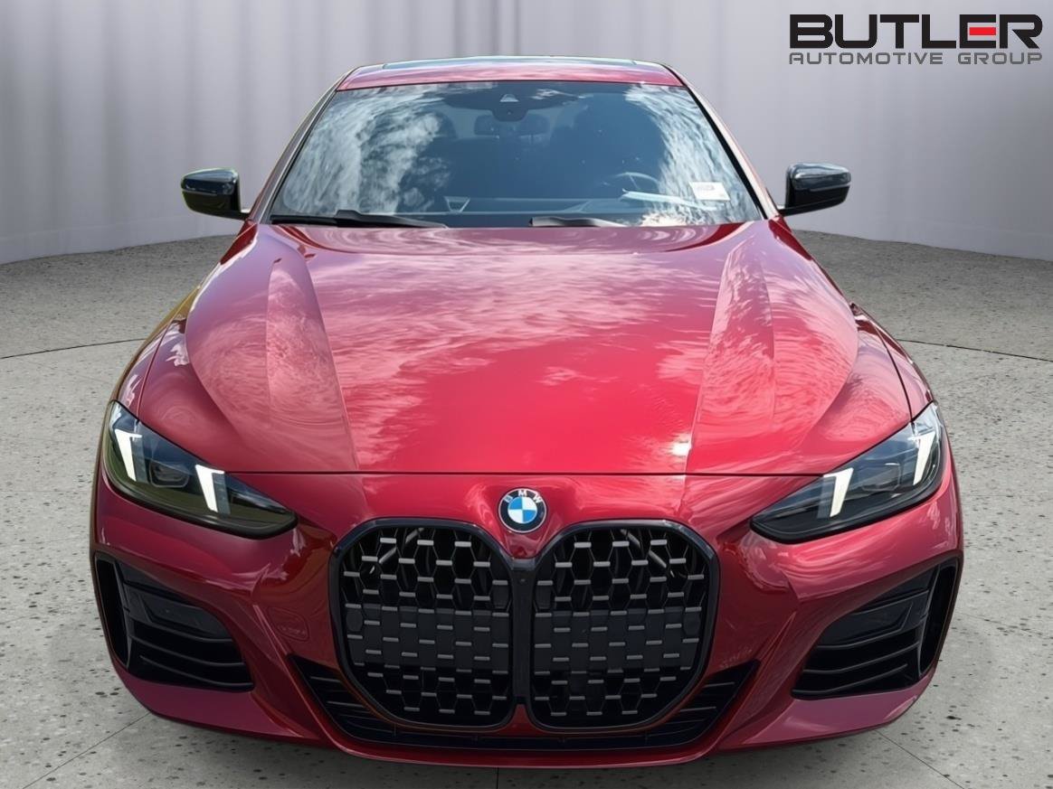 Used 2025 BMW 430i Coupe w/ M Sport Package RWD image 9