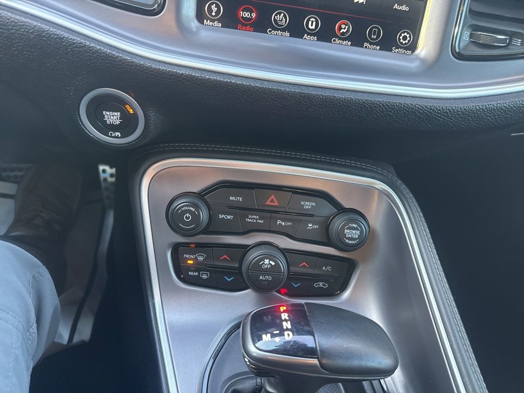 Used 2019 Dodge Challenger R/T w/ Plus Package image 16