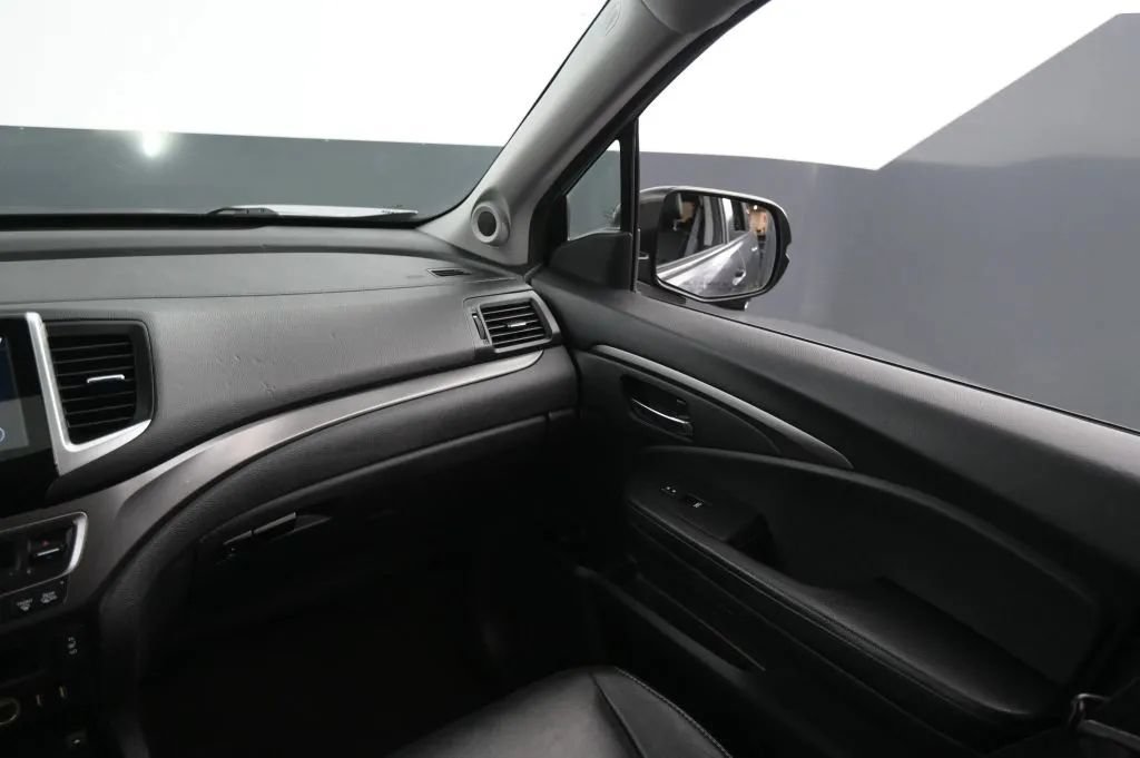 Used 2017 Honda Pilot EX-L image 31