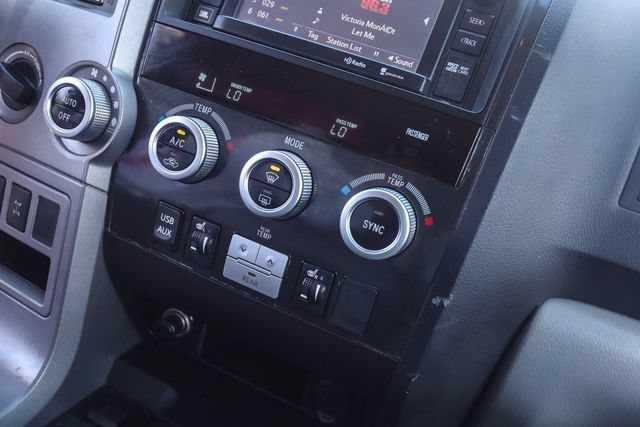 Used 2015 Toyota Sequoia Limited AWD/4WD image 18