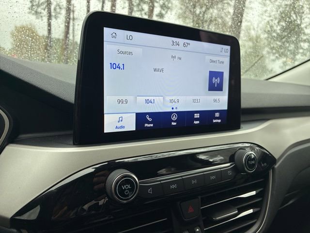 Used 2022 Ford Escape SEL image 30