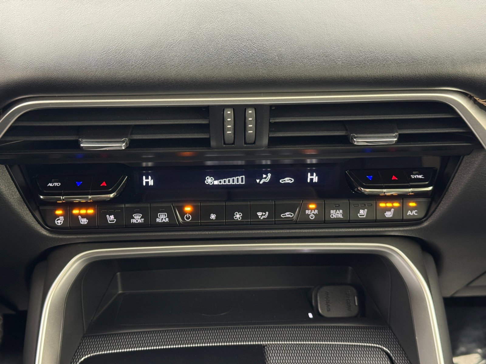 Used 2025 MAZDA CX-90 Plug-In Hybrid w/ Premium Plus image 28