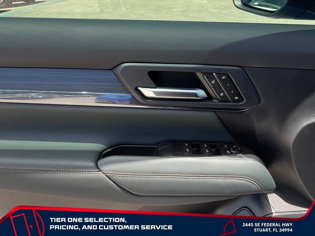 Certified 2026 GMC Terrain AT4 w/ Convenience Package III AWD/4WD image 23