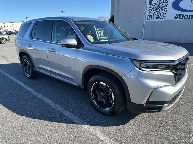 Certified 2025 Honda Pilot EX-L image 11