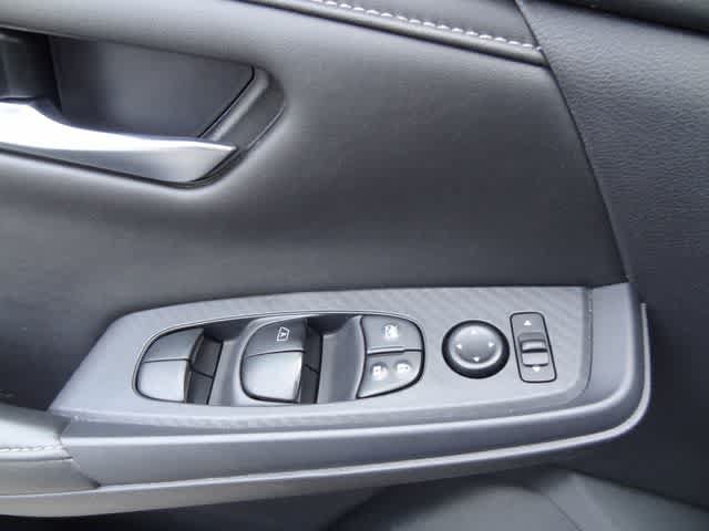 Used 2023 Nissan Sentra SV FWD image 13