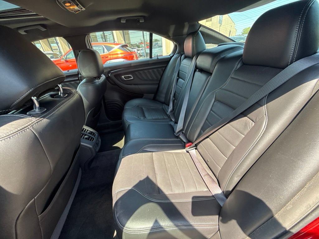 Used 2013 Ford Taurus SHO AWD/4WD image 26