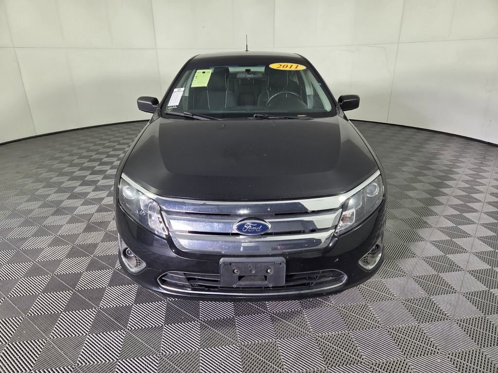 Used 2011 Ford Fusion SE w/ Appearance Pkg image 3