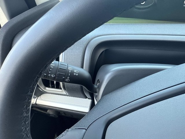 Certified 2025 Ford Expedition Active AWD/4WD image 28
