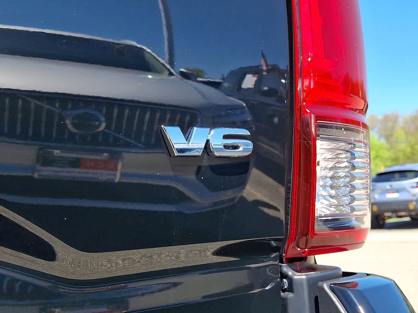 Certified 2023 Toyota Tacoma SR AWD/4WD image 33