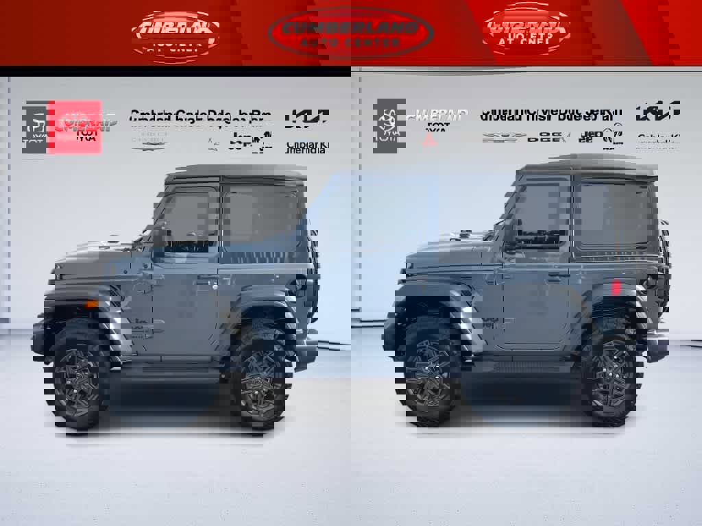 Used 2025 Jeep Wrangler Sport S image 5