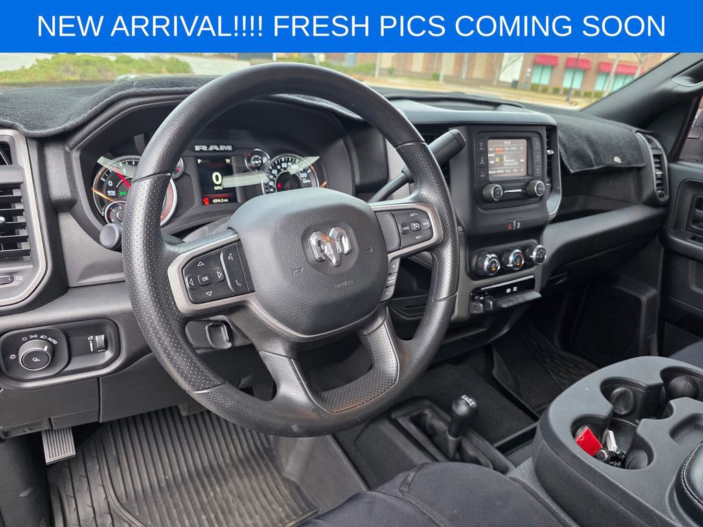 Used 2024 RAM 2500 Tradesman w/ Chrome Appearance Group image 9