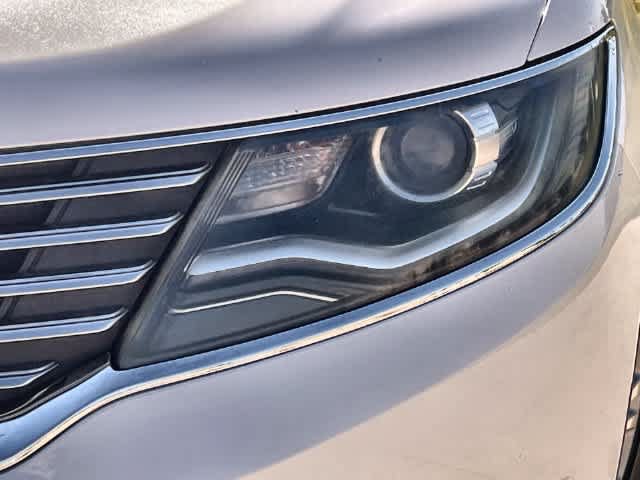 Used 2018 Lincoln MKX Reserve FWD image 24