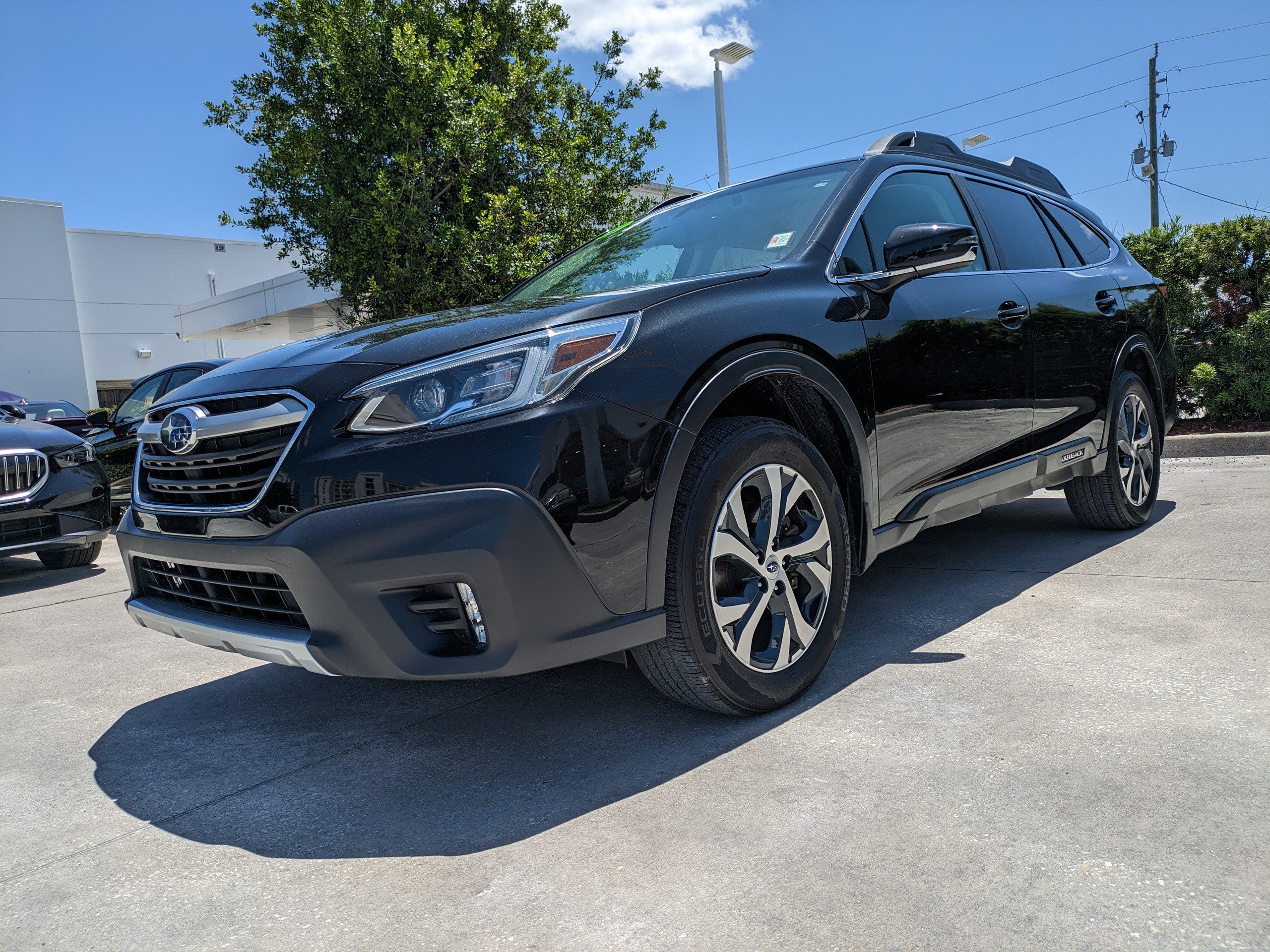 Used 2022 Subaru Outback Limited w/ Popular Package #2 AWD/4WD image 8