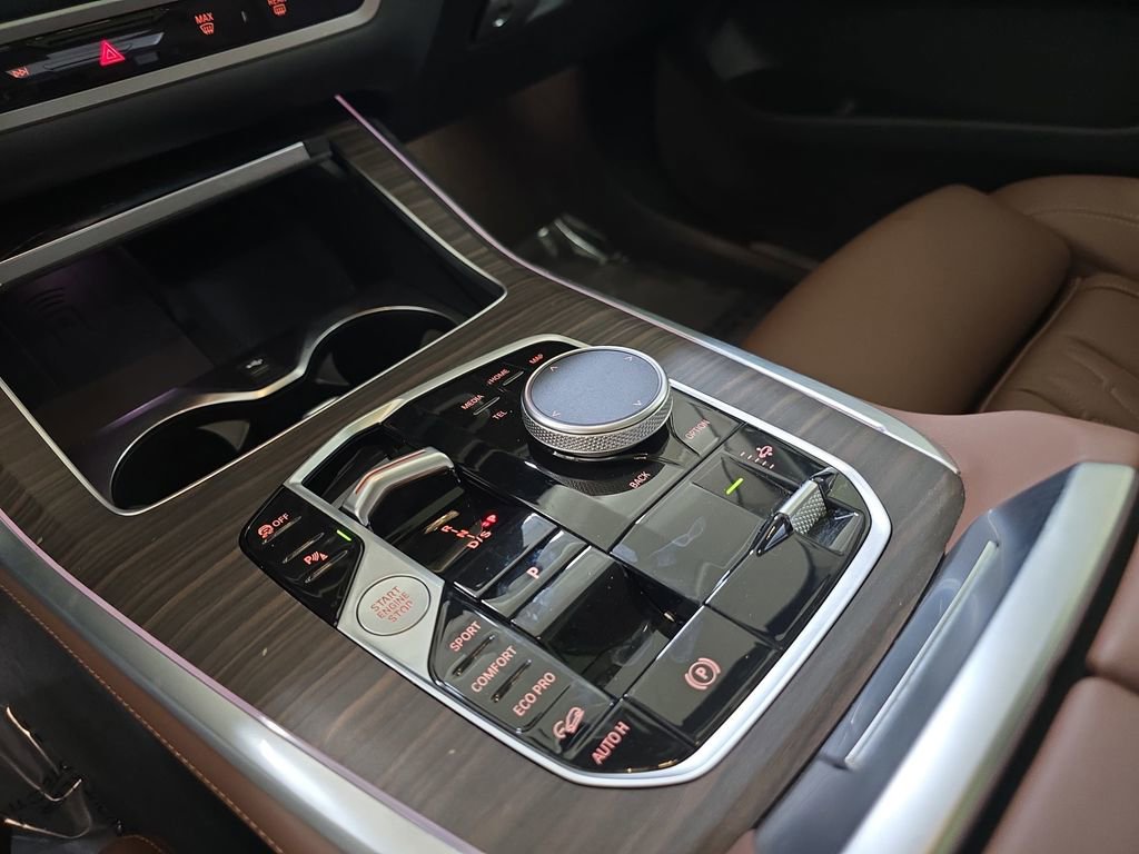Certified 2024 BMW X7 xDrive40i image 23