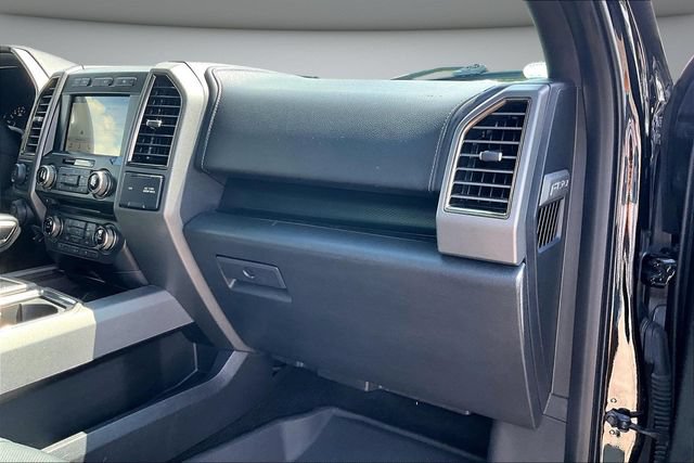 Used 2018 Ford F150 Raptor w/ Equipment Group 802A Luxury AWD/4WD image 25