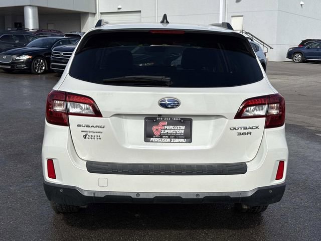 Used 2017 Subaru Outback 3.6R Touring w/ Popular Package #5A image 4