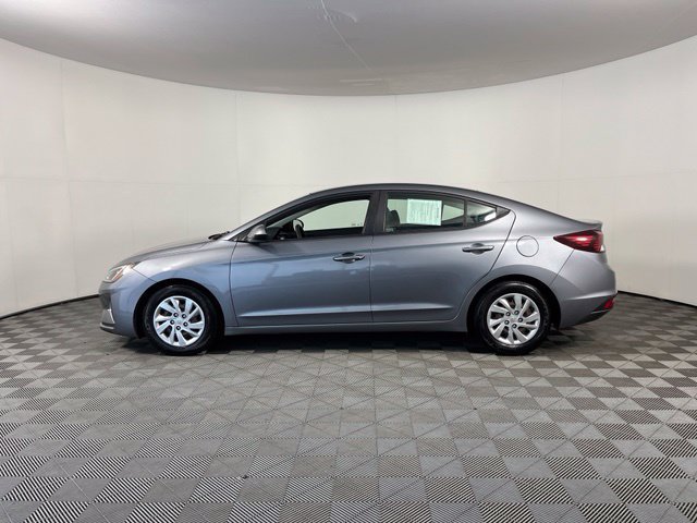 Used 2019 Hyundai Elantra SE FWD image 4