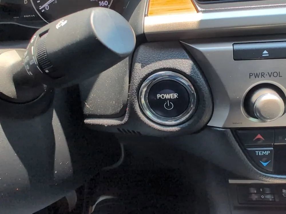 Used 2015 Lexus ES 300h image 38