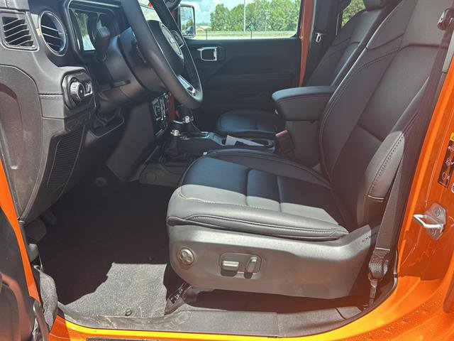 New 2025 Jeep Wrangler Unlimited Sahara image 12