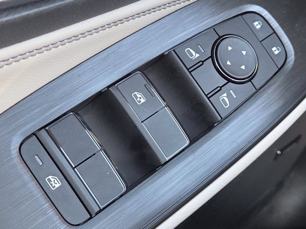 New 2026 Nissan Sentra SL w/ Floor Mat Package FWD image 22