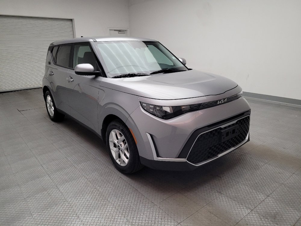 Used 2023 Kia Soul LX w/ LX Technology Package image 13