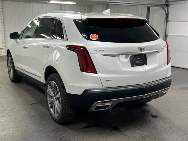 New 2026 Cadillac XT5 Premium Luxury w/ LPO, Floor Liner Package AWD/4WD image 3