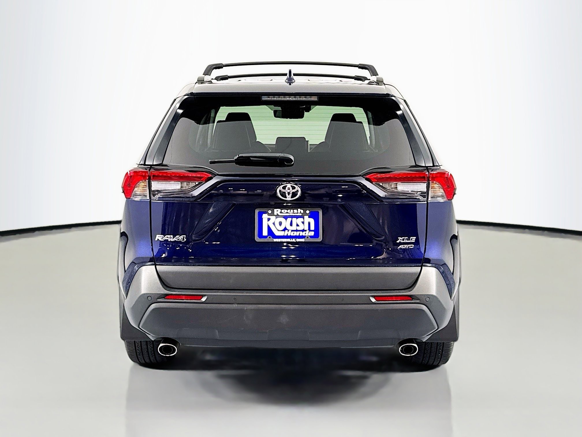 Used 2021 Toyota RAV4 XLE Premium AWD/4WD image 6